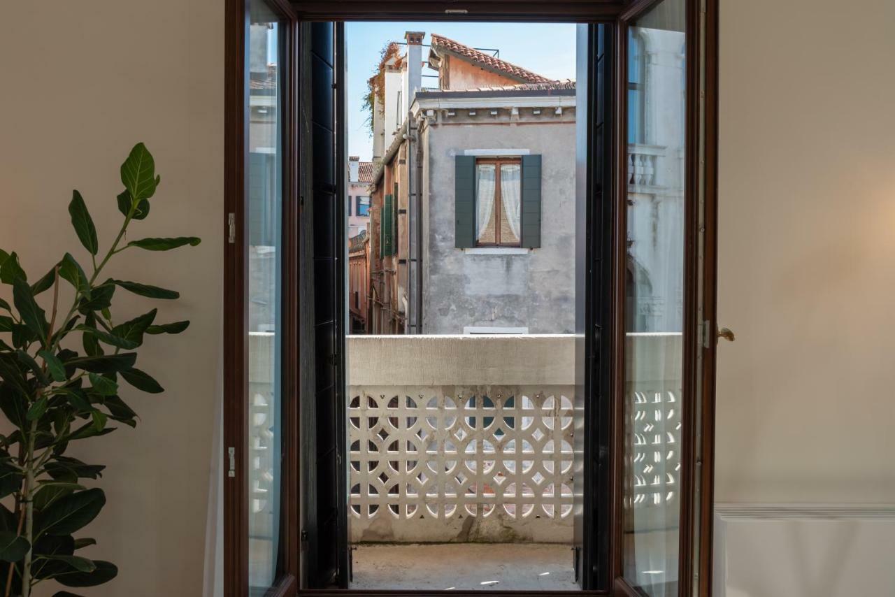 Palazzo Vendramin Costa Apartment Venice Luaran gambar