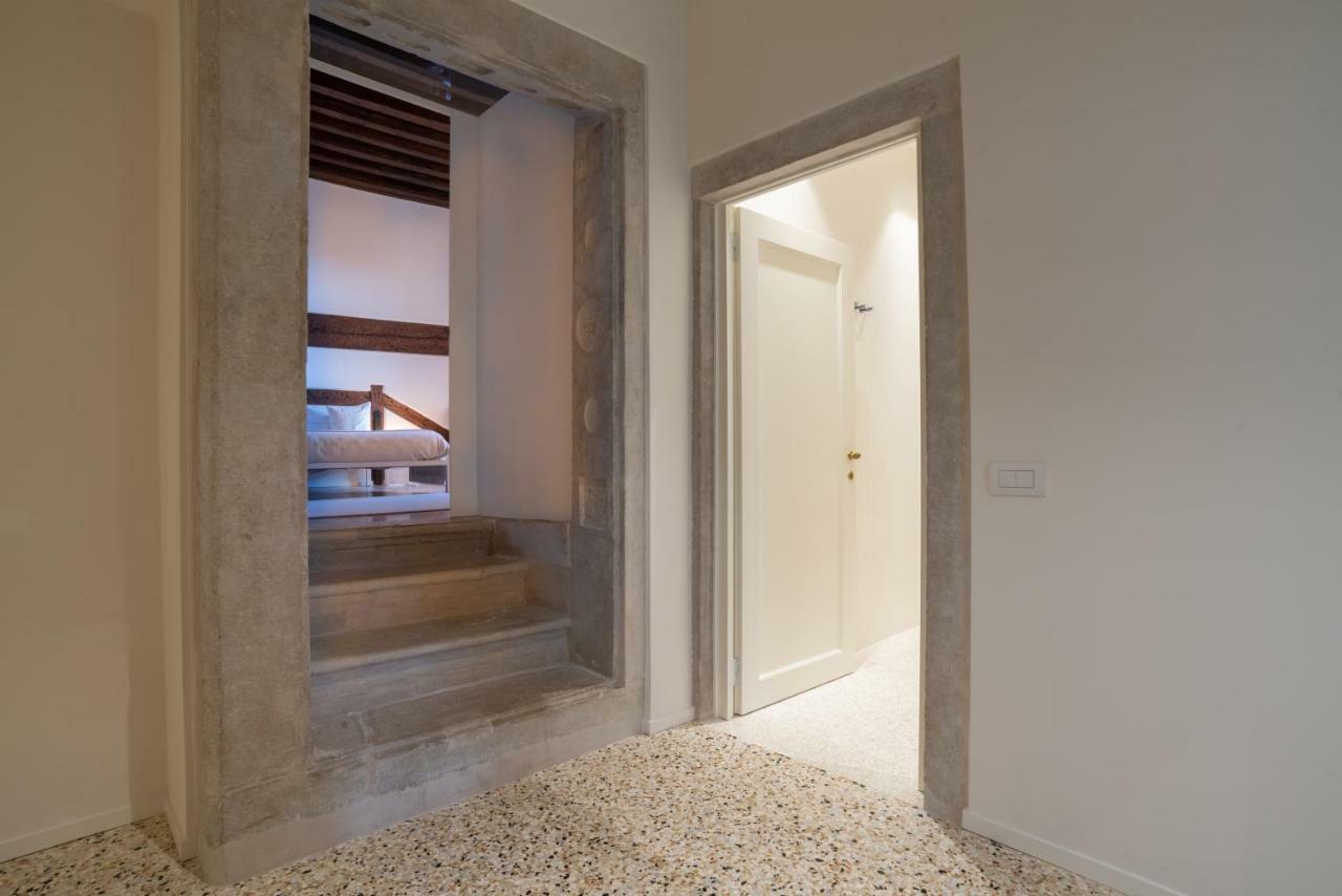 Palazzo Vendramin Costa Apartment Venice Luaran gambar