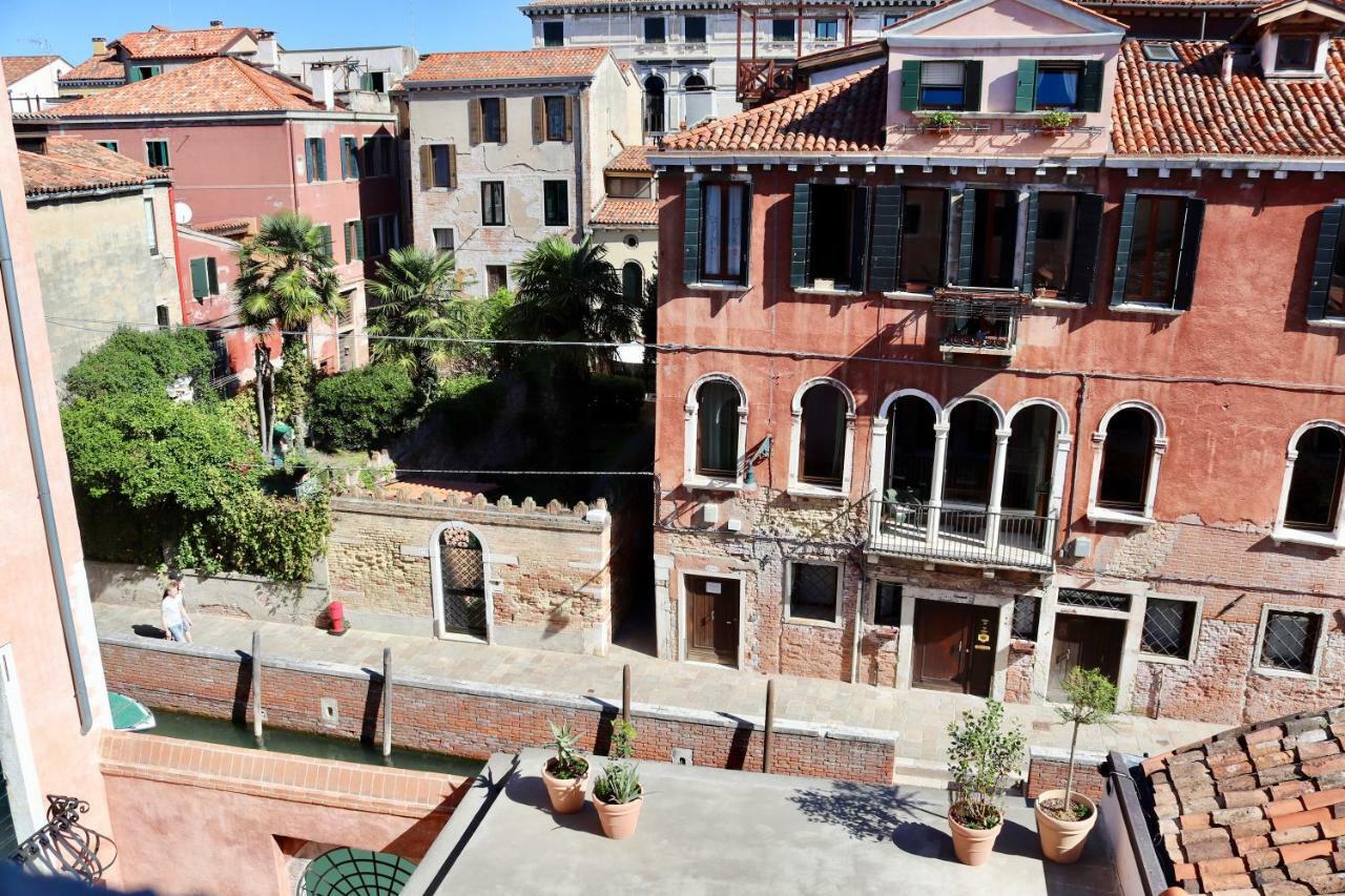 Palazzo Vendramin Costa Apartment Venice Luaran gambar
