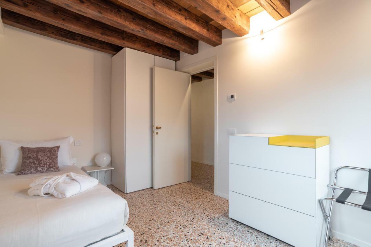 Palazzo Vendramin Costa Apartment Venice Luaran gambar