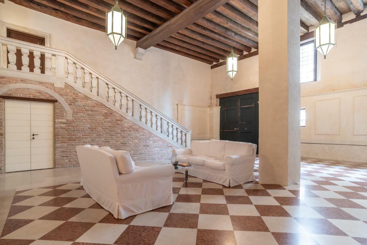Palazzo Vendramin Costa Apartment Venice Luaran gambar