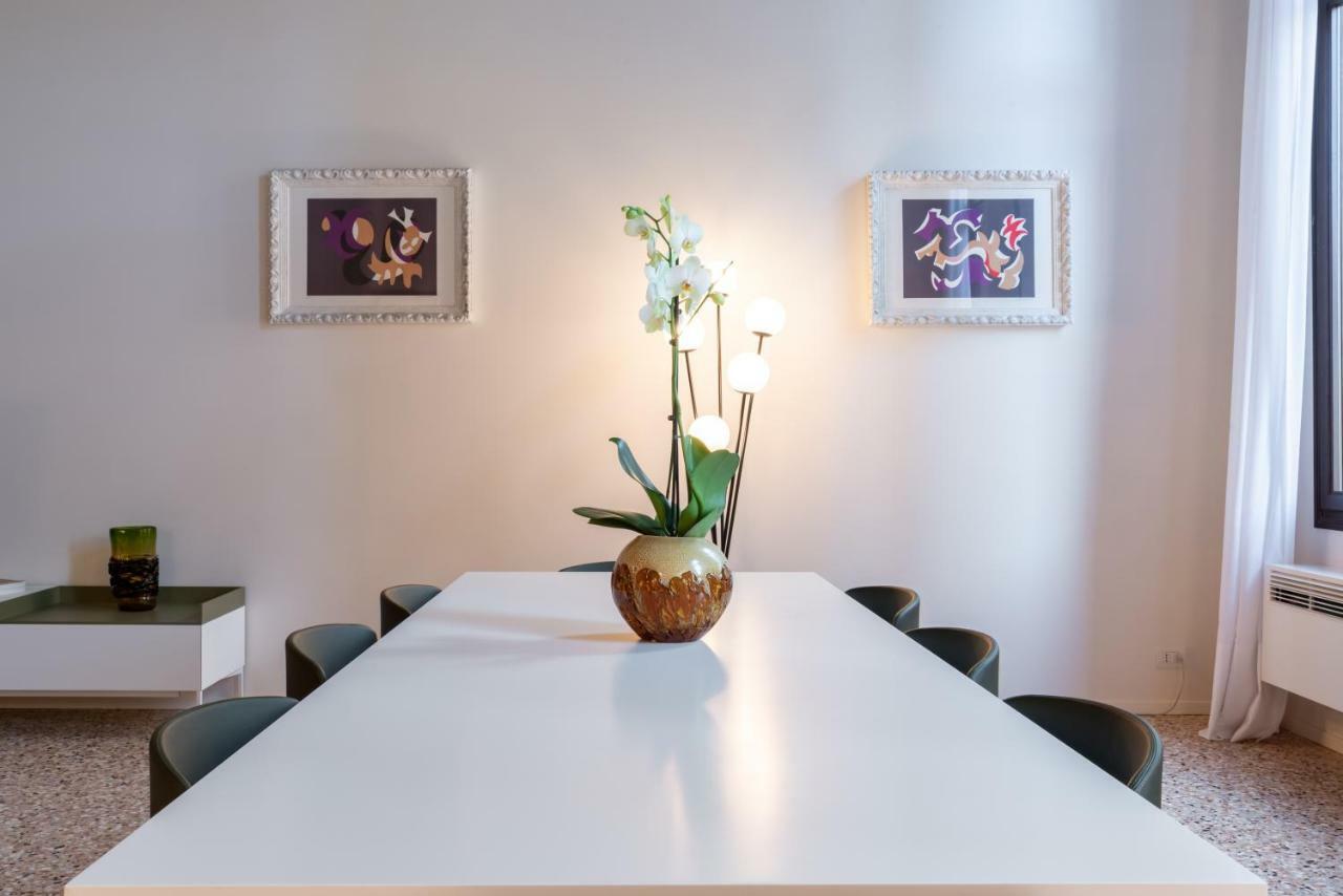 Palazzo Vendramin Costa Apartment Venice Luaran gambar
