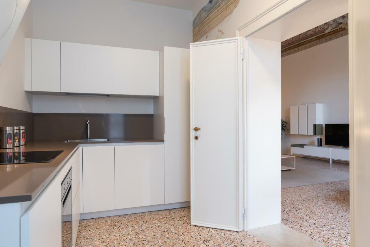 Palazzo Vendramin Costa Apartment Venice Luaran gambar