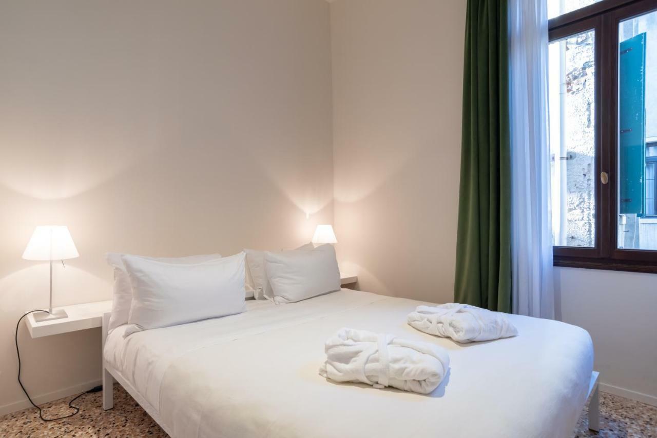 Palazzo Vendramin Costa Apartment Venice Luaran gambar